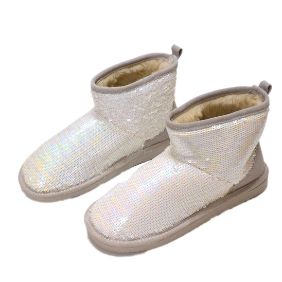 VS Love PINK Mukluk Bootie furlined Boots Slippers - Picture 2 of 4